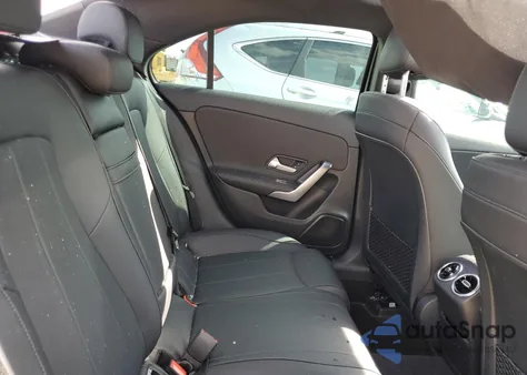 2020 Mercedes-Benz A 220 из США, поврежденный, VIN W1K3G4EBXLJ218445